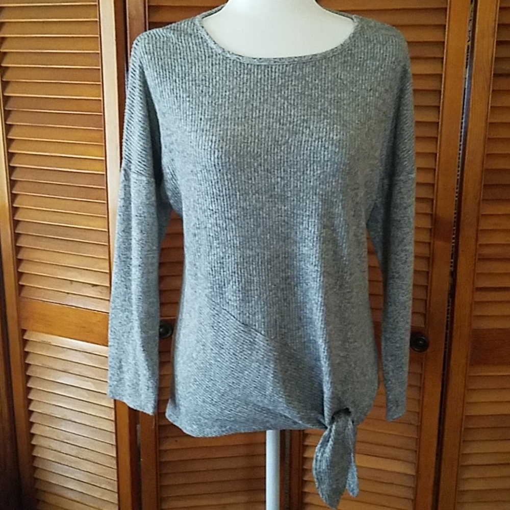 🖤Cost Clear Out🖤AGB Sweater with side tie